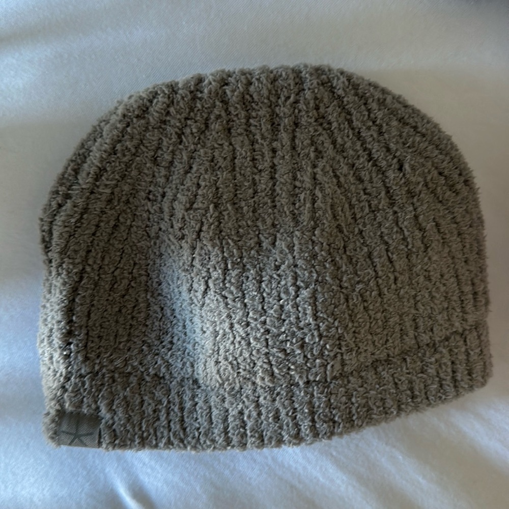 NWOT barefoot dreams hat